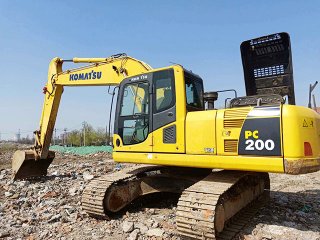 小松PC200-8M0挖掘机