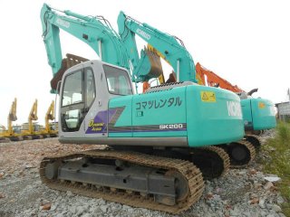 神钢SK200-6ES挖掘机