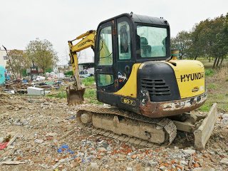现代R60-7挖掘机